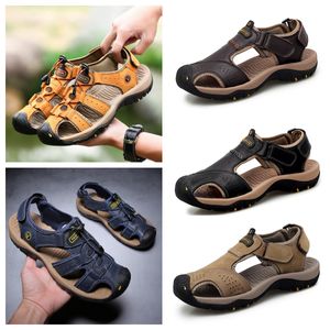 2024 Designers nya högkvalitativa mode Black Retro Brown Slippers Leather Men's Women's Outdoor Sports Sandals Sport Bekväma skor