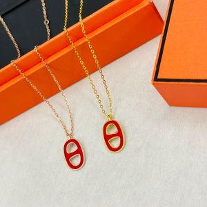 Luxury Pendant Necklace Copper With 18K Gold Plated Pig Nose Brand Designer Red Hollow Round Bucket Charm Short Chain Choker For Women Jewelry With Box