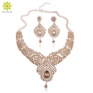 Halsband Brudsmycken Set Gold Color Crystal Party Wedding Costume Accessories Halsbandörhängen Set gåvor för kvinnors indiska smycken