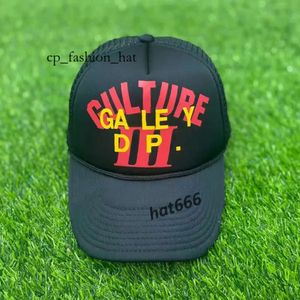 Lanvins Caps Ball Capsamerican Dept Letter Lanvins Hat GP Graffiti Mesh Truck Driver Profile Trendy Baseball Cap för män Kvinnor Fashion Trend Brand Galery Dep 4360