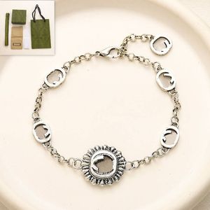 Vintage Silver Plated Boutique Bracelet With Box Luxury Women's Chain Bracelet Brand Designer Jewelry Classic Design Stainless Steel Bracelet Classic Logo