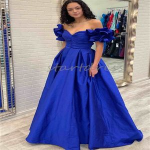 Elegant Royal Blue Prom -klänning med korta ärmar Satin A Line Sweep Train Evening Dress Off Shoulders Sexiga formella tillfällen Partyklänningar 2024 Vestios de Fiesta Night