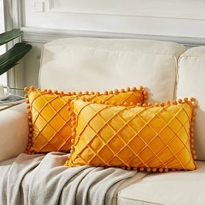 Inyahome Luxury Farmhouse Velvet Pompom Throw Pillow Covers Plaid Lumbal Cushion Cases Set for Living Roomcouchbed Coussin 240113