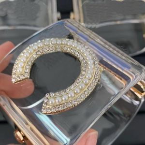 Pulseira de manguito acrílico largo Hip Hop Mulheres de diamantes sofisticados Diamantes de zircão de pérola de luxo de luxo de bracelete de joalheria de joalheria Acessórios para fotografia xhrz