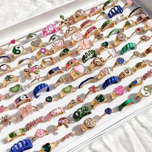 50st/Lot Trendy Colorful Flower Heart Fjäril Tai Chi Crystal Drip Oil Rings for Women Girls Fashion Ins Mix Ring Set Jewelry 240115