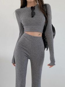 Calças femininas de duas peças streetwear 2024 primavera casual sexy outfits malha topos perna larga feminino japonês harajuku sólido carreira conjuntos