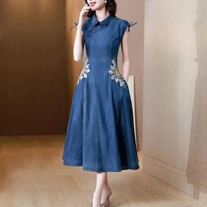 Partykleider Denim Kleid Frauen 2024 Frühling Sommer Retro Schlank Elegantes Temperament Jeans Weibliche Große Größe Gestickter Rock