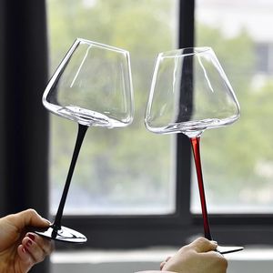 Europe Bourgogne vinglas Big Belly Hushållens vattenflaska Nordiska lyxiga kristallglas Red Stick Goblet Drinking 240115