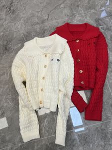 2024 Herbst Winter Pullover Frauen berühmte Tops Pullover Baumwolle Rüschen Brief gedruckt Pullover rot weiß Casual Langarm Strickjacke Pullover Damen Kleidung