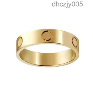 Love Screy Pierścień Pierścień Męskie Klasyczne mężczyzn Tytanium Steel Designer for Women Luksusowe prezenty Kobieta dziewczyna złota srebrna róża 5 mm Jewlery Gkhn wfup