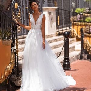 Stunningbride 2024 Princess White Tulle Lace Appliques Boho Wedding Dresses Long A-line Sexy V-Neck Deep Back Pearls Beach Bridal Gowns