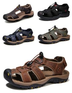 2024 Neue hochwertige Leder-Herren-Damen-Outdoor-Wasserschuhe des Designers, klassische, farblich passende Sandalen, modische, militärgrüne Retro-Braun-Hausschuhe