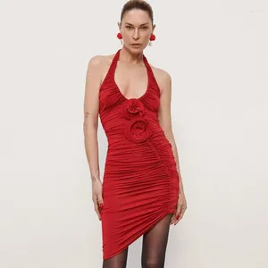 Повседневные платья Холтер Красное матовое атласное платье Асимметрия с открытой спиной Bodycon с цветами Модная женская одежда Сексуальное вечернее платье на заказ