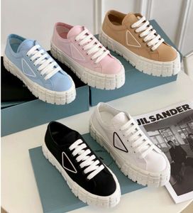 Designer Sneakers Womens Gabardine Nylon Casual Shoes Triangle Brand Ladies Wheel Trainers Luxury Canvas Sneaker Fashion Platform Solid Höjd Shoe4366