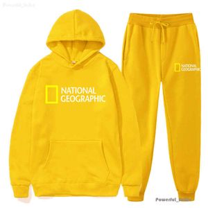 2024 Herr- och kvinnors mode BR Hoodies Sweatshirts National Geographic Channel Sport Set Spring Autumn Two Piece Men ESS SP5DER 3235