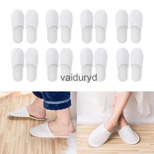 Disposable Slippers Spa Slippers 10/20 Pairs of Brushed Plush Closed-toe Disposable Slippers for Men and Women Suitable for Families GuestHotel Travaiduryd