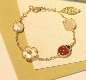 Van Clover Armbänder Designer 2024 Serie Marienkäfer Mode Klee Charm Armbänder Armreif Kette Hochwertiges S925 Sterling Silber 18 Karat Roségold für Frauen G