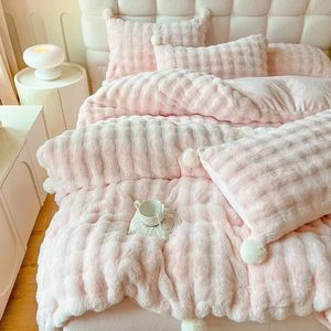Warmes, flauschiges Bettwäsche-Set aus toskanischem Kunstpelz für den Winter, hautfreundliche Wärme, Plüsch-Bettbezug-Set, Queen-Size-Bettdeckenbezug-Sets 240115