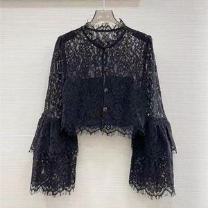 女性のTシャツ黒女性レーストップス