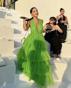 Deep V-neck Green Prom Dresses Multiple Layers Of Tulle Evening Gown Tiere Tulle Floor Length Womens Vestidos De Noche