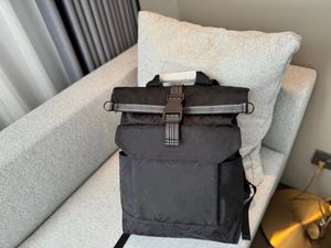 Luxury designer męskiej torba na torbę Upsskal plecak męski torba na książkę plecak oryginalny sprzęt prosta moda 43 cm