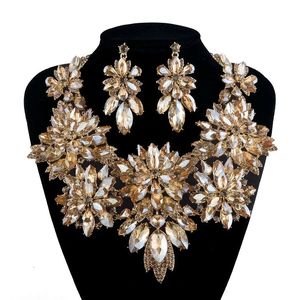 10 Farben Braut Hochzeit Statement-Schmuck-Sets Strass Kristall Halskette Champagner Farbe für Frauen Party Kleid Zubehör 240115