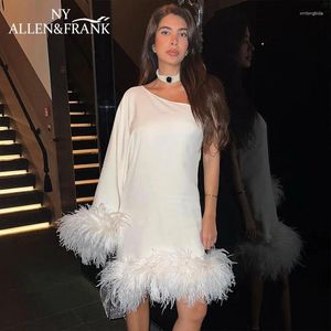 Casual Dresses Sexy French Fur Edge Dress Party Birthday 2024 One Shoulder Long Sleeve Cape Hip