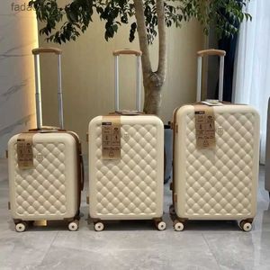 Resväskor resväska lösenordsvagn fodral förlänga stora kapacitet bagage repsäker resväskor unisex cabin resväska rullande bagageuppsättning q240115