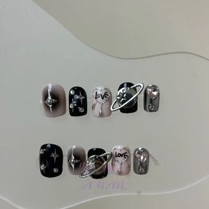 Kurzer tragbarer Fake Nail Y2K Design handgemachte Press on Nails Schwarz Rosa Stern Dekoration Künstliche Vollhülle Silber 240113