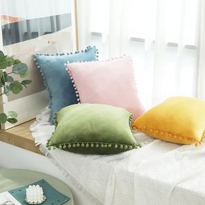 1PC Soft Velvet Pompom Ball Tassel Cushion Cover Solid Color Throw Pillow Case Sofa Home Decor Lumbar Pillowcase 45x45cm 30x50cm 240113