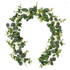 Dekorativa blommor Kvalitet Artificiell eukalyptus Garland Vine Faux Greenery Ivy lämnar bröllop Bakgrund Arch Wall Window Home Decor