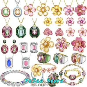 Rings Swa 2023 New Sales Trend Chroma Jewelry Sets Exquisite Crystal Color Necklace Earring Ring Bracelet Birthday Gift Female