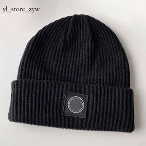 Stones Island Hat Beanie Wyspa marka Knity projektant designerski czapka męska mens mens unisex kaszmirowe litery Casual cp Comapny czapki modne kamienie białe liski czapki 1625