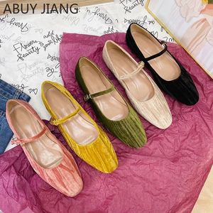 2024 frauen Schuhe Luxus Samt Ballett Schuhe Frauen Karree Flache Mary Janes Damen Mode Schnalle Velour Flache Faulenzer 240115