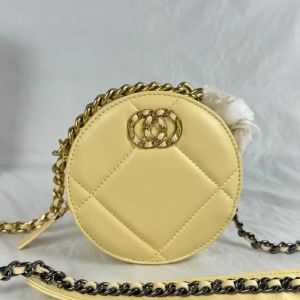 Marka mini yuvarlak çanta tasarımcısı kadın omuz çantası lüks deri metal zincir çanta moda crossbody çanta cüzdan