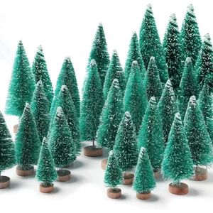 Nowe banery Streamery konfetti 5pcs mini choinki sztuczne choinki śniegowe z drewnianą bazą na bożonarodzeniowe wystrój stół przyjęte na przyjęcie stół w domu rzemiosło