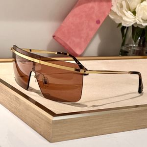 Beliebte Sonnenbrille für Männer und Frauen, Sommer 50, Designer, stilvoll, Outdoor-Mode, Anti-Ultraviolett, Retro-Platte, Metall, quadratisch, rahmenlos, zufällige Box