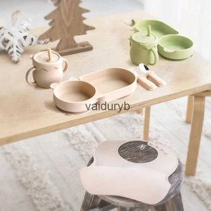 Tazze Piatti Utensili Nuovi Piatti a forma di animale Set per l'alimentazione Cucchiaio in acciaio inossidabile per bambini Piatto a ventosa impermeabile Ciotola Bavaglino Tazza in silicone Stoviglie per bambinivaiduryb