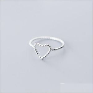 Band Rings Trustdavis äkta 925 Sterling Sier Simple Hollow Hollow Heart Finger Ring Size 6 7 8 för kvinnor Gilr smycken DA659 41 Drop DHFK4