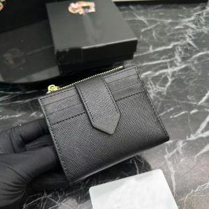 Lyxdesigner plånböcker Real Leather 2024 Nya plånböcker Fashion Short Zippy Wallet Classic Zipper Pocket Pallas Bag Zip Coin Purse Card Holder med Original Box 2584