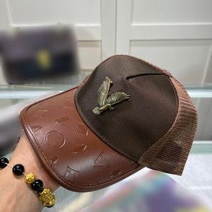 Men Women Sports Mesh Cap Classic Embossing Leather Breathable Trucker Cap Designer Animal Bird Baseball Caps Men Womens Casual Tennis Hat