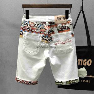 Herr shorts sommar tunna broderade shorts män denim fempunkt byxor vit trend personlighet skarv elastisk tidvatten Brandephemeralew