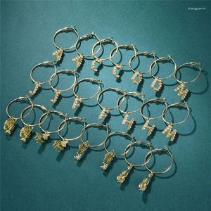 Dingle örhängen alilute bokstäver pärla örhänge för kvinnor guld färg kreativ geometrisk uttalande metall hängande modesmycken