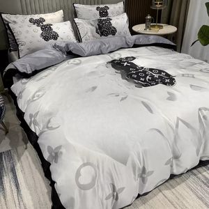 Yatak Tasarımcı Setleri Yıkanmış yatak ipek ipek dört parçalı set yüksek sayım ve yüksek yoğunluklu yatak çarşafları lüks yumuşak malzeme yatak setleri