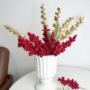 Flores decorativas 10 pcs bagas vermelhas ramos espuma artificial holly berry flor buquê de frutas estame planta diy grinalda festa de natal casa