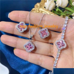 Luxury White Pink Crystal Zircon Four Leaf Clover Necklace Set Earrings Tennis Bracelets For Women Wholesale Jewelry Fashion Drop De Dh0I8