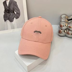 Berretto da donna di design Lettera giovanile Caramelle colorate Casquette Cappello da baseball Parasole per esterni Cappellini alla moda per artisti