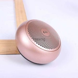 Portable Speakers EWA A110 MINI Bluetooth Speaker Portable Metal Wireless Speakers TWS Music Player Strong Sound SD Card Play Speaker YQ240116