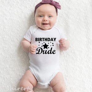 Rompers 2024 Baby Boys Girls Born White Cotton Short Sleeve Romper Birthday Dude Letter Printed Infant Jumpsuit Playsuit Outfits