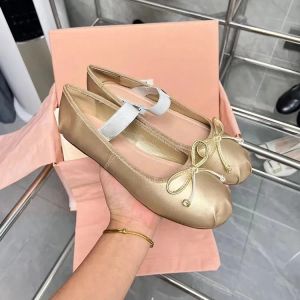 Miui Ballet Designer Shoe Flat Dress For Woman Man Bow Silk Dance Shoes Luxurysexy Trainer Yoga Casual Canvas Shoes Ballerina Walk Outdoor Shoes Loafer Lady Gift 4083